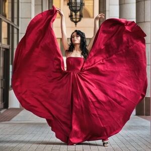 Badgley Mischka Red Strapless Ball Gown Maxi Dress in Size 0